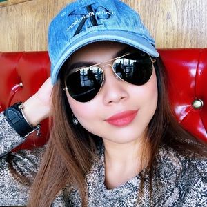 Meet your Posher, Margarette